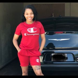 Meet your Posher, Jasmine